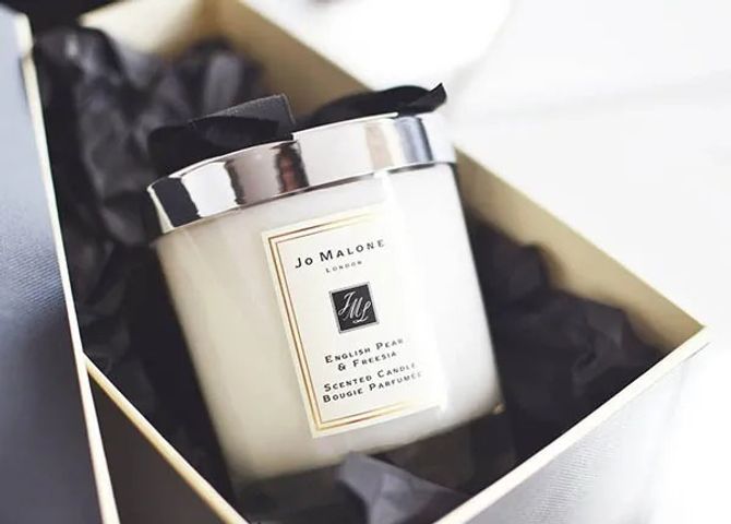Nến Thơm Jo Malone English Pear & Freesia 200g - Sang Trọng, Hương Thơm Tự Nhiên, Làm Đẹp Không Gian Sống, Quà Tặng Đặc Biệt