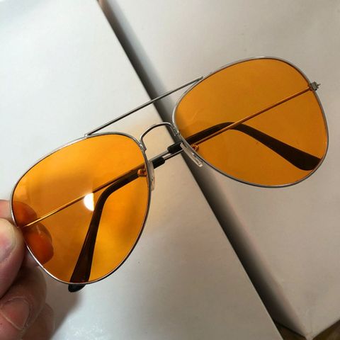 Kính Mát Chống Lóa Ban Đêm - Gọng Thời Trang Hợp Kim, Tròng Kính Polarized Chống Tia UV - Sản Phẩm Hot 2014