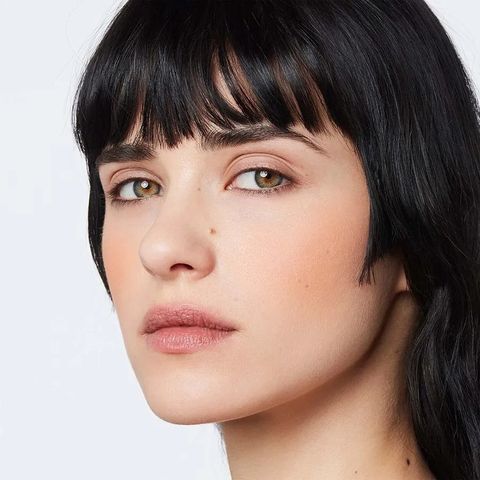 Phấn Má Gucci Blush De Beaté Tender Apricot 02 Màu Cam 5.5g - Trang điểm cao cấp, sắc cam rực rỡ, lớp nền tự nhiên, phù hợp mọi loại da