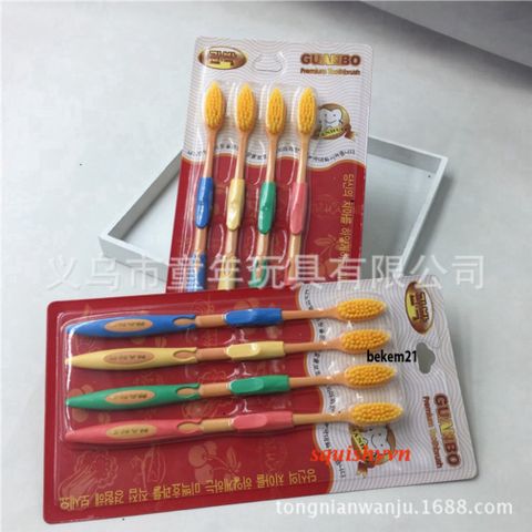 Bộ 4 Bàn Chải Đánh Răng Than Hoạt Tính Hàn Quốc T21 - Lông Mềm, Sạch Sâu, An Toàn Cho Cả Gia Đình