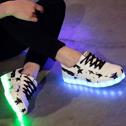 Giày Đèn LED Phát Sáng 7 Màu Trắng/Đen Họa Tiết Độc Đáo Dành Cho Sự Kiện, Lễ Hội - 8 Chế Độ Rực Rỡ, Thời Trang Năng Động