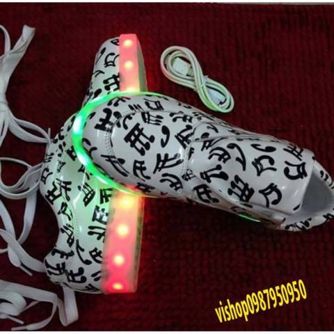 Giày Phát Sáng LED Nốt Nhạc 7 Màu Cho Nam Nữ - Giày Thể Thao Phong Cách Thời Trang Chống Nước Dùng Trong Mọi Dịp