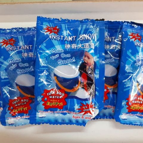 Tuyết Nhân Tạo Làm Slime - Gói Tuyết Nguyên Liệu Xanh Bông Bạc Để Trang Trí Giáng Sinh và Sáng Tạo Cloud Slime 8g