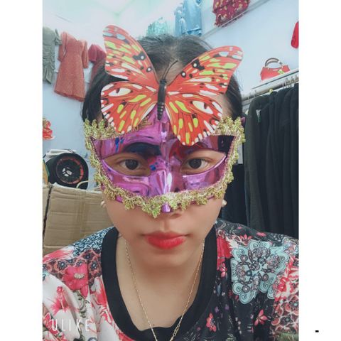 Mặt Nạ Bướm Nửa Mặt Hóa Trang Halloween - Đạo Cụ Cosplay Ngọt Ngào, Chất Liệu An Toàn Cho Tiệc Tùng