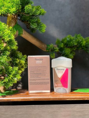 Lăn Khử Mùi Rexona Women Clinical Protection Ultimate Sport - Chống Mồ Hôi Lên Tới 96 Giờ Dành Cho Phụ Nữ Năng Động