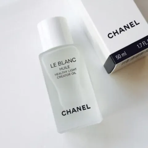 Dầu Dưỡng CHANEL Le Blanc Huile Healthy Light Creator Oil 50ml 