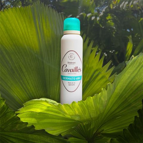 Xịt Khử Mùi Roge Cavaillès Dermato 48H Cho Da Nhạy Cảm - Duy Trì Khô Thoáng, Không Gây Kích Ứng, Hương Trà Xanh Dịu Nhẹ 125ml