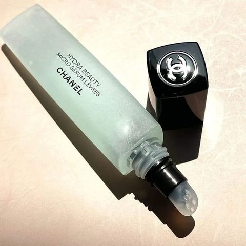 Serum Dưỡng Môi Chanel Hydra Beauty Micro 11ml - Dưỡng ẩm, mềm mịn môi cho làn môi quyến rũ, chính hãng từ thương hiệu nổi tiếng Chanel