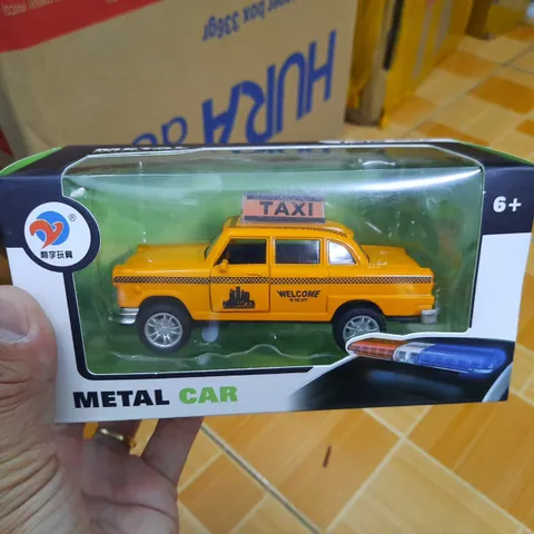 Mô Hình Xe Ô Tô Taxi Mini Tỉ Lệ 1:36 Bằng Sắt Mở Được Cửa Có Đèn Âm Thanh - Đồ Chơi Trẻ Em Chất Lượng Cao