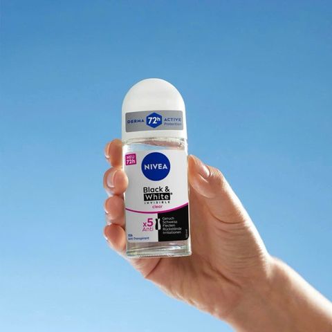 Lăn Khử Mùi Nivea Black & White Invisible Clear 50ml - Không Để Lại Dấu Vết, Lưu Giữ Mùi Hương Suốt Ngày, Sản Phẩm Chăm Sóc Cá Nhân