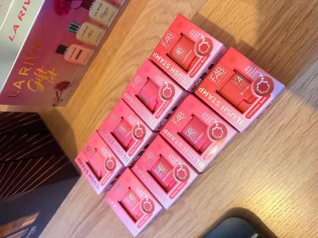 Phấn Má Hồng Dạng Nước FAB Factory Cushion Blush 6,5g - Vegan, Lớp Nền Tự Nhiên, Bảng Màu Xinh Xỉu, Dưỡng Ẩm Da