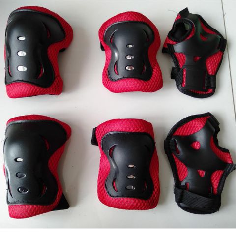 Bảo Hộ Patin Cao Cấp H223 - Bộ Bảo Vệ Đầu Gối, Khủy Tay, Bàn Tay - Đồ Thể Thao Đẹp Mắt, Màu Sắc Năng Động, An Toàn Khi Chơi Patin