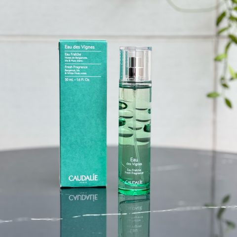Nước Hoa Caudalie Eau Fraiche Fleur de Vigne 50ml - Hương Hoa Cỏ Xanh Tươi Mát, Sang Trọng và Quyến Rũ cho Phụ Nữ