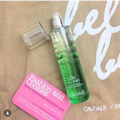 Nước Hoa Caudalie Eau Fraiche Fleur de Vigne 50ml - Hương Hoa Cỏ Xanh Tươi Mát, Sang Trọng và Quyến Rũ cho Phụ Nữ