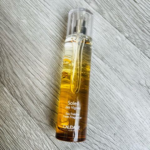 Nước Hoa Caudalie Eau Fraiche Soleil des Vignes 50ml - Hương Nước Hoa Tươi Mát Mùa Hè, Ngọt Nhẹ Vị Dừa & Hoa Cam Chính Hãng