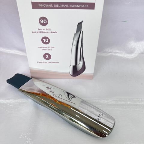 Máy massage xóa nhăn Babe Care Sebum Extractor - Thiết bị làm sạch lỗ chân lông, nâng cơ mặt, công nghệ Pháp hiệu quả