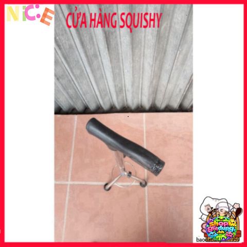 Gậy Đi Bộ 3 Chân Chống Gỉ Sét Cho Người Cao Tuổi - Hỗ Trợ Di Chuyển An Toàn Và Tiện Lợi