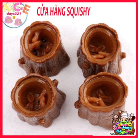 SÓC NÂU TRỐN TRONG GỐC CÂY Squishy Mochi - Đồ Chơi Thư Giãn Dễ Thương, Giải Tỏa Stress, Món Quà Tuyệt Vời Cho Trẻ Em Và Người Lớn