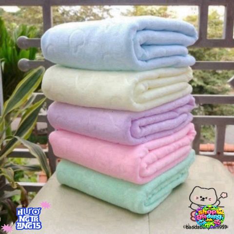 Bộ 5 Khăn Tắm Xuất Nhật Bản Cao Cấp 140x70cm - Màu Sắc Ngẫu Nhiên, Siêu Thấm Hút, Chất Liệu Microfiber Nano êm Ái