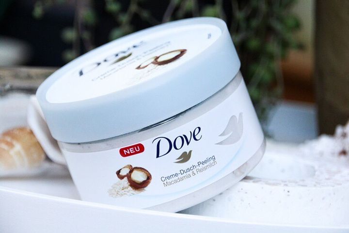 Tẩy Tế Bào Chết Dove Creme Dusch Peeling Macca và Sữa Gạo 225ml - Chăm sóc da tự nhiên, hiệu quả, làn da mềm mại, sáng khỏe
