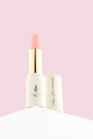 Son Dưỡng Môi Hàn Quốc Daliv Silky Glow - Màu Hồng Dưỡng Ẩm, Làm Mềm Môi 4.5g, Chứa Dầu Argan & Bơ Hạt Mỡ, Cho Môi Luôn Mềm Mại