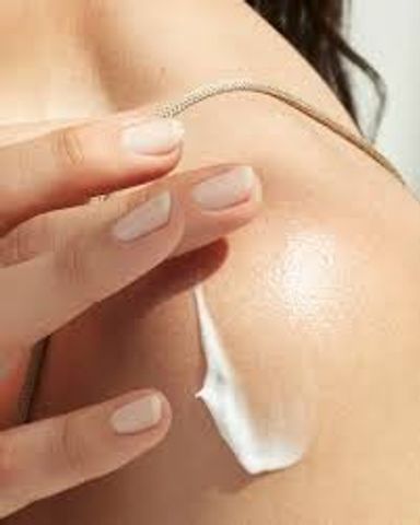 Kem Dưỡng Thể La Mer The Body Cream 300ml - Dưỡng Ẩm Cao Cấp, Cải Thiện Làn Da Rạng Rỡ và Mềm Mại Từ Thương Hiệu Pháp Nổi Tiếng