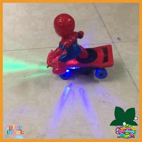 Xe trượt ván Spider-Man cho trẻ em - Đồ chơi tương tác có phát nhạc, xoay 360 độ, thiết kế an toàn và hấp dẫn cho bé từ 3 tuổi.