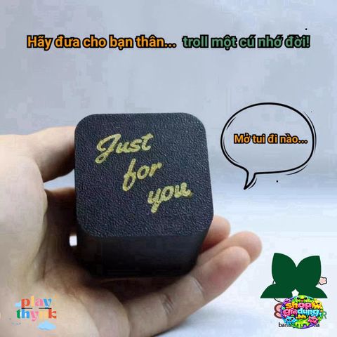 Nhẫn Ngón Giữa Gây Sốc - Hộp Trang Trí Hài Hước RingOoops cho Bàn Làm Việc - Quà Troll Độc Đáo và Vui Nhộn