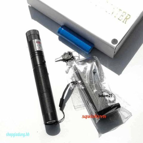 Đèn Pin Chiếu Laser Ánh Sao Sạc USB 303 - Đèn Chiếu LED Di Động Chống Thấm Nước, Phục Vụ Thuyết Trình và Giải Trí
