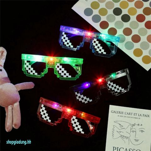 Kính Rèm Mắt Hình Trái Tim LED Nhiều Màu - Kính Dạo Phố Thời Trang Cho Tiệc Tùng, Sinh Nhật, Quán Bar Vui Nhộn