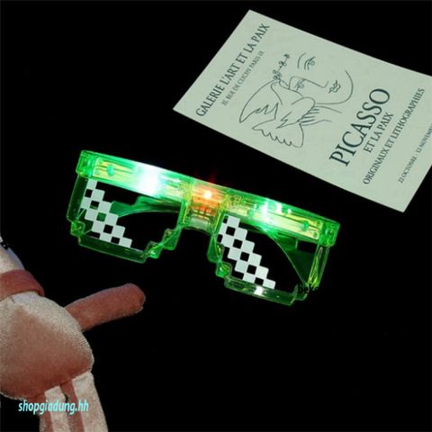 Kính Rèm Mắt Hình Trái Tim LED Nhiều Màu - Kính Dạo Phố Thời Trang Cho Tiệc Tùng, Sinh Nhật, Quán Bar Vui Nhộn
