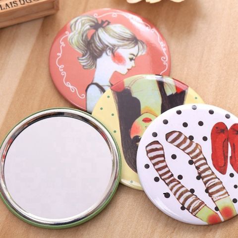 Gương Cầm Tay Mini Dễ Thương Hàn Quốc - Thiết Kế Ngộ Nghĩnh, Nhỏ Gọn Tiện Lợi Cho Các Bạn Nữ