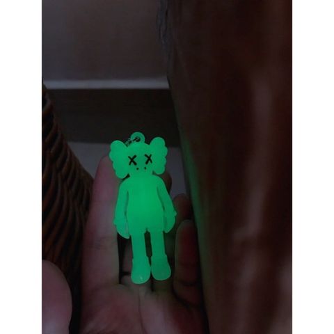 Móc Khóa KAWS - Phụ Kiện Thời Trang Cao Su Hypebeast Độc Đáo Kèm Hộp, Quà Tặng Phong Cách Nổi Bật