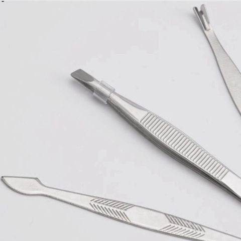 Bộ Dụng Cụ Chăm Sóc Móng Tay Cao Cấp 9 Món & 12 Món Màu Gold - Bấm, Cắt, Dũa, Lấy Ráy Tai, Que Nặn Mụn Sang Trọng, Tiện Lợi