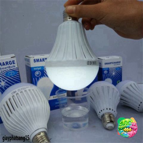 Đèn LED Chiếu Sáng 15W Chịu Nước Tự Động - Bóng Đèn Tích Điện Siêu Tiết Kiệm Điện, Sử Dụng Đến 5 Giờ Khi Mất Điện