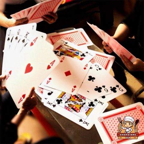 Bộ Bài Tây Khổng Lồ Gấp 9 Lần - Giải Trí Vui Vẻ Bên Gia Đình và Bạn Bè, Kích Thước A4 - Quà Tặng Độc Đáo