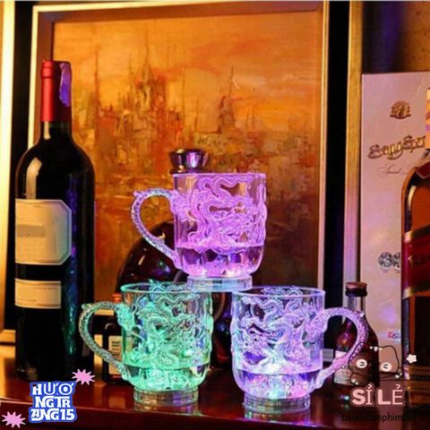 Cốc Phát Sáng Acrylic Rồng Đổi Màu - Cốc Uống Tiệc Tùng Độc Đáo, Sáng Tạo Cho Halloween và Giáng Sinh