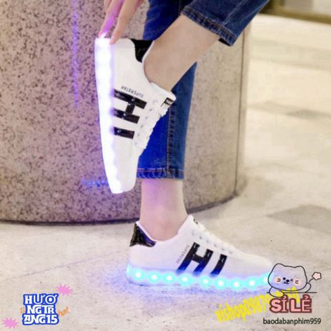 Giày Phát Sáng LED 7 Màu Nam Nữ - 11 Chế Độ Nháy - Đế Chống Nước và Chống Sốc cho Tiệc Tùng, Sự Kiện Đặc Biệt
