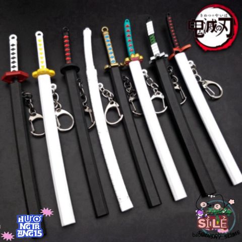 Móc Khóa Kiếm Katana Zoro Law One Piece 16cm - Quà Tặng Độc Đáo Cho Fan Anime, Phụ Kiện Thời Trang Sáng Bóng, An Toàn
