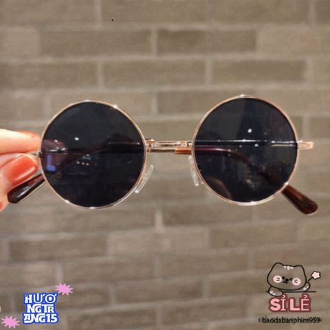 Kính Mát Đen Trendy Unisex Phong Cách Nobita - Bảo Vệ UV, Thời Trang Năng Động, Phù Hợp Mọi Lứa Tuổi