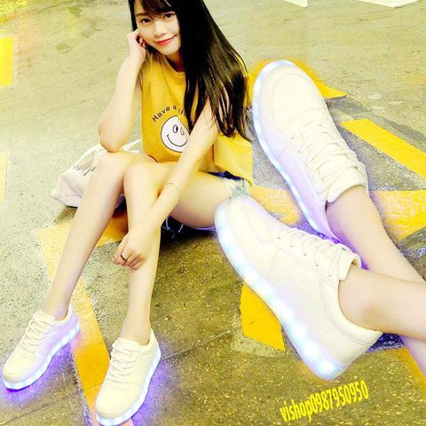 Giày Phát Sáng Trắng LED 7 Màu - Chống Nước Chống Va Đập, Thời Trang Unisex Cho Tiệc và Sự Kiện, 8 Chế Độ Sáng Tùy Chỉnh
