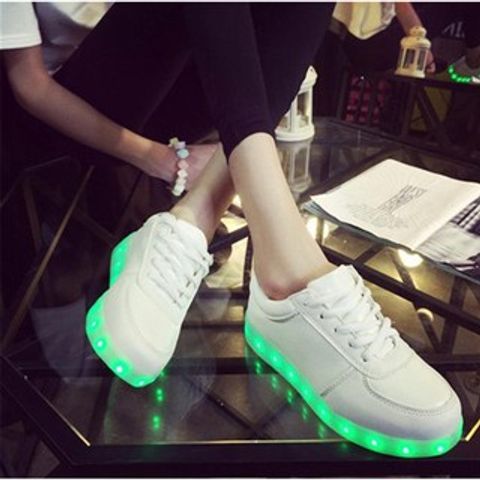 Giày Phát Sáng LED 7 Màu Unisex - Giày Da Dễ Lau Chùi, Thoải Mái, Có Sạc, Size 37-43, Phù Hợp Nam Nữ