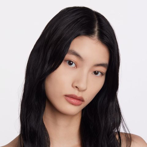 Kem Nền Gucci Fluide De Beauté Fini Naturel 30ml Tone 160N - Trang Điểm Đẳng Cấp, Che Khuyết Điểm Hoàn Hảo, Chính Hãng Thời Trang