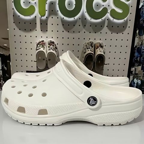 Giày Sục Crocs Classic Clog Đen Kem Trắng - Dép Sandal Quai Hậu Thời Trang, Siêu êm Dành Cho Nam Nữ, Phong Cách Trẻ Trung
