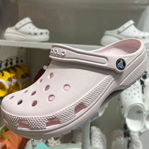 Giày Sục Crocs Classic Clog Đen Kem Trắng - Dép Sandal Quai Hậu Thời Trang, Siêu êm Dành Cho Nam Nữ, Phong Cách Trẻ Trung