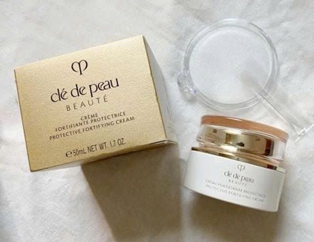 Kem Dưỡng Da Ban Ngày Clé De Peau Beauté 50g - Chống Oxy Hóa, Trẻ Hóa Da, Làm Trắng Da, Dưỡng Ẩm Tối Ưu, Sản Phẩm Cao Cấp Nhà Phân Phối Chính Hãng