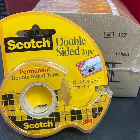 Băng dính 2 mặt 3M Scotch 137 - Keo dán trong suốt, chất lượng cao, kích thước 12.7mm x 11.4m - Hàng nhập khẩu Mỹ