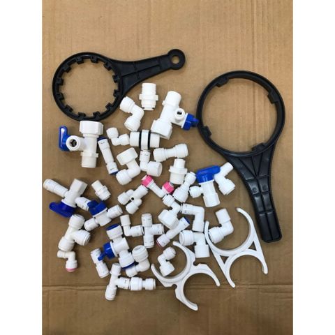 Phụ Kiện Thay Thế Máy Lọc Nước RO: CO, CÚT, NỐI, DÂY, KẸP, KHÓA CẤP - Đảm Bảo Nguồn Nước Sạch Cho Gia Đình