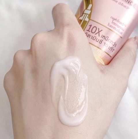 Sữa Dưỡng Thể Sáng Da Vaseline Gluta HYA Serum 10X 330ml - Cấp Ẩm, Giúp Làn Da Trắng Sáng và Mờ Thâm Sạm, Phù Hợp Mọi Loại Da
