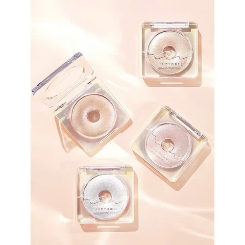 Phấn Bắt Sáng Judydoll 4g - Phấn Trang Điểm Ánh Nhũ Lấp Lánh, Hiệu Ứng Rạng Rỡ, Chất Phấn Mịn, Dễ Dàng Tán Bám Da